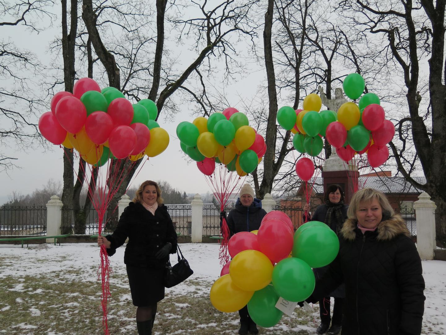 100 balionų. Foto Žiūkienės Mildos