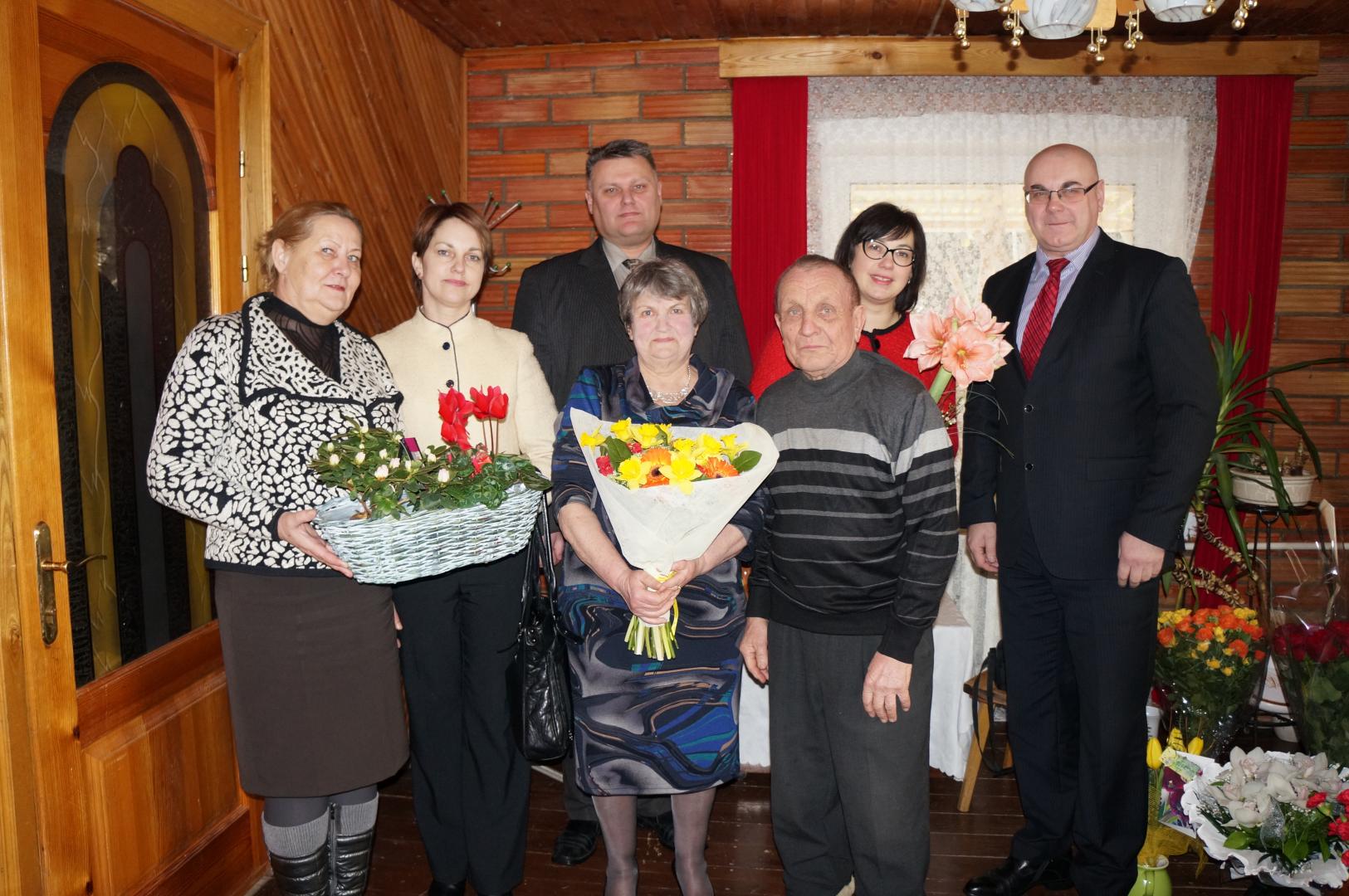 Sveikiname Purviškių krašto seniūnaitę Elytę Nevedonskienę su gražiu Jubiliejumi. 2014-02-03